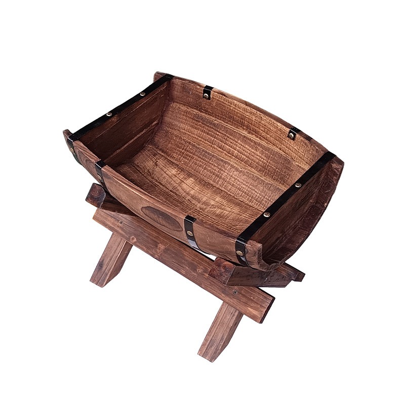 Pot bunga dari tong anggur, se - Wine Beer Garden ulasan dan harga